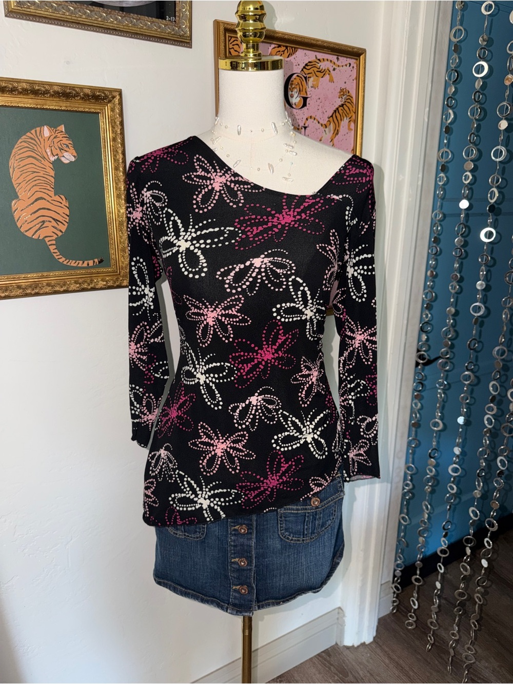 Vintage Y2K Women’s Black Floral Dot-Print Long Sleeve Top
